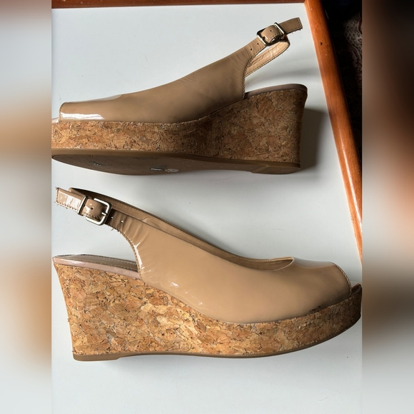 Antonio Melani Wedges - Picture 2 of 8